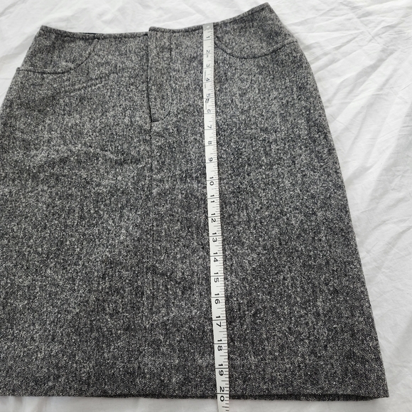 Club Monaco Heather Gray Wool Tweed Skirt, New with Tag, Size 6 - Picture 13 of 13